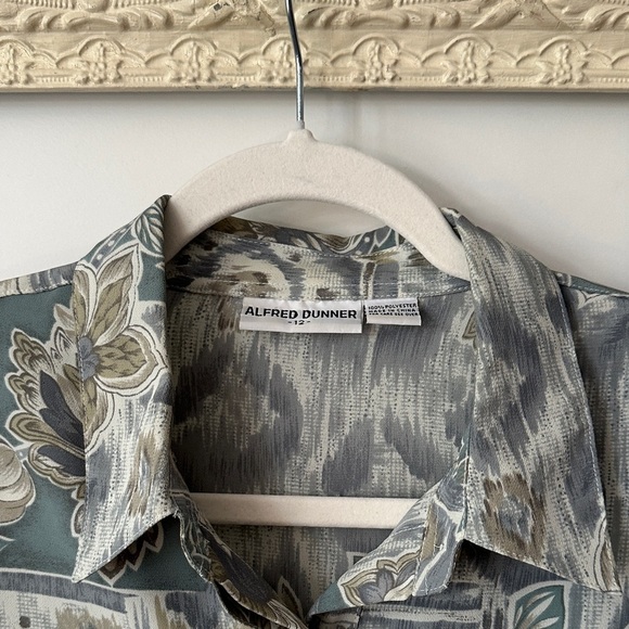 ALFRED DUNNER | Gray and Cream Floral Blouse Bomber - Picture 3 of 16